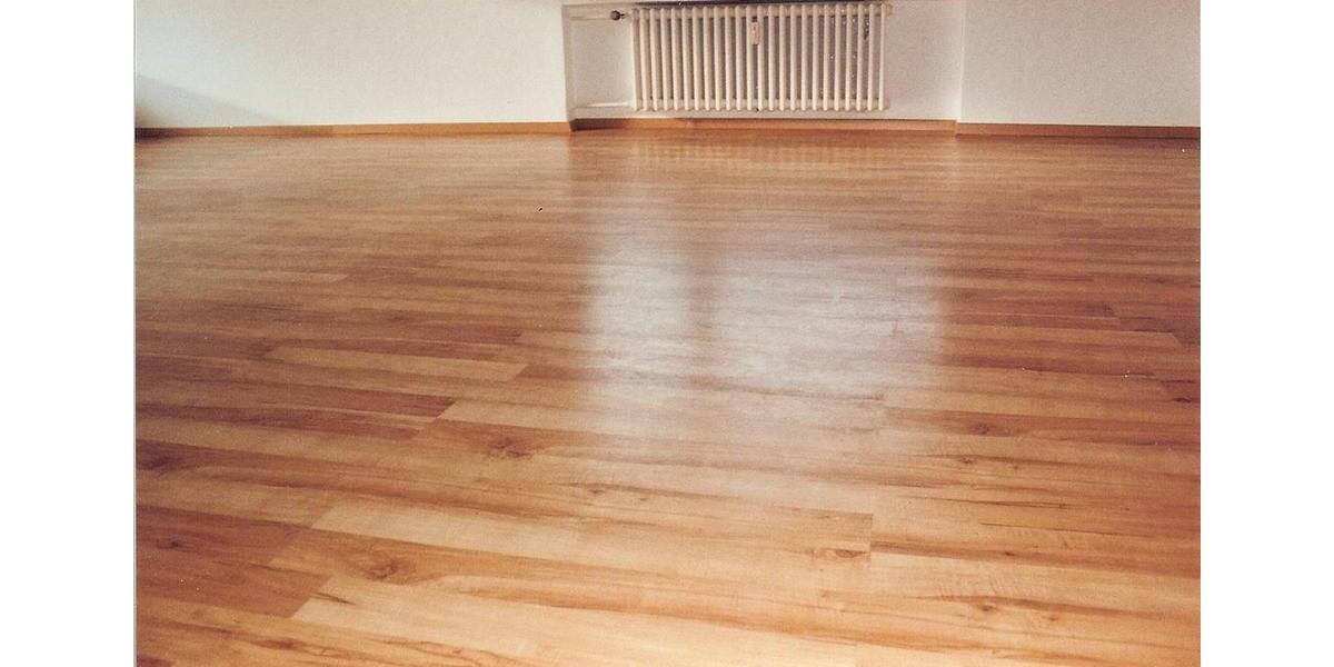 Etagenwohnung Wachtberg - 4 Zimmer, 106 m&sup2;, 1.100&euro; | Angebot:25921774