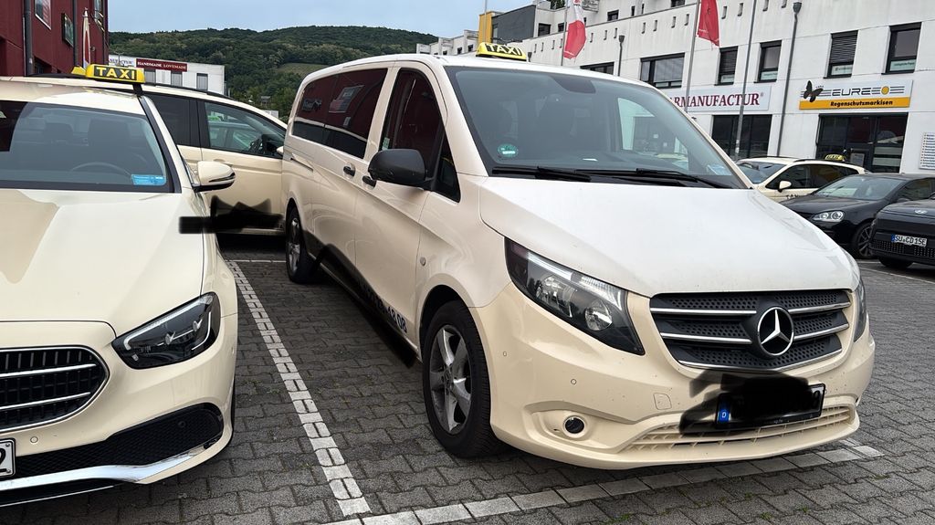 Mercedes-Benz Vito 263.000 km 19.900 &euro; Königswinter 53639