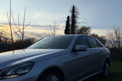 Mercedes-Benz E 200 44.367 km 18.200 &euro; Rheinbach 53359