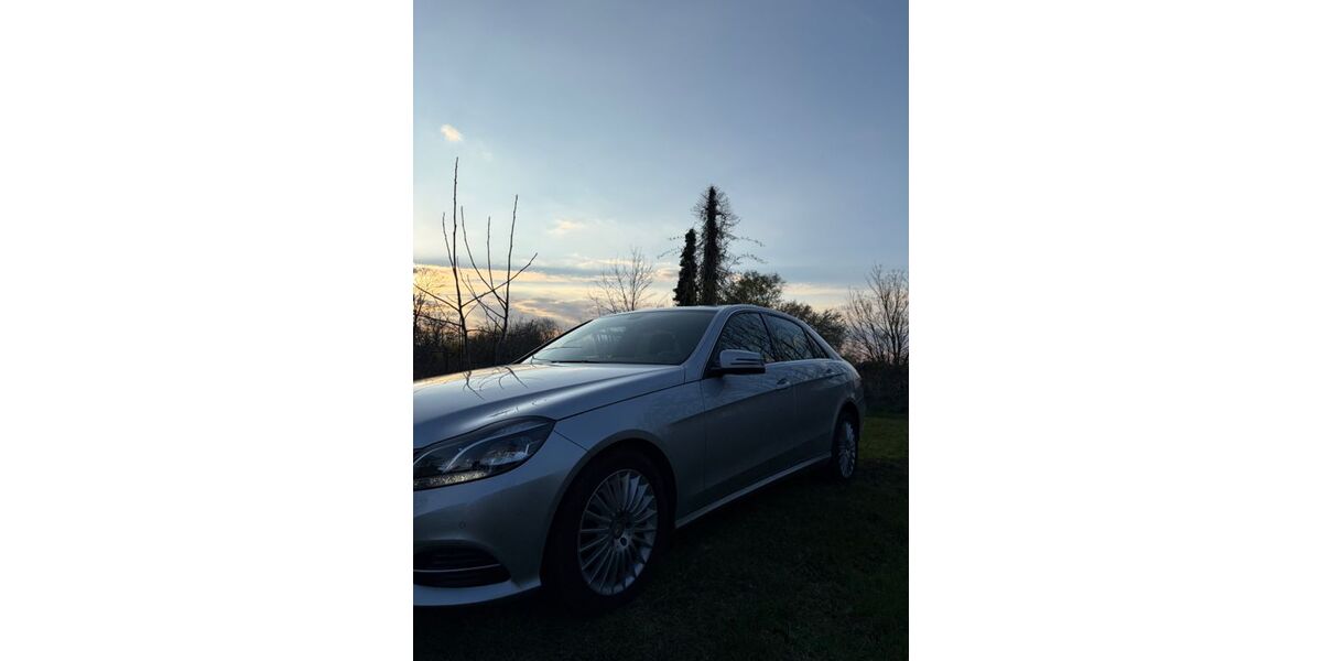 Mercedes-Benz E 200 44.367 km 18.200 &euro; Rheinbach 53359