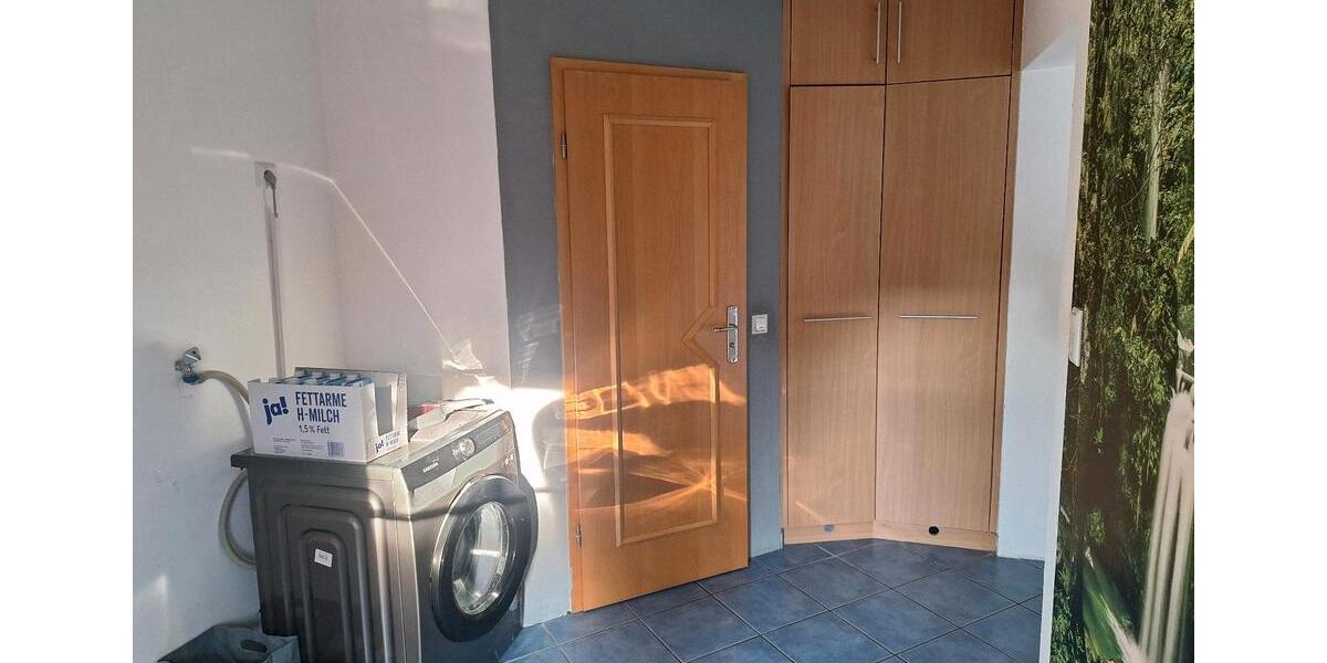 Einfamilienhaus Niederkassel - 5 Zimmer, 126 m&sup2;, 1.500&euro; | Angebot:26006004