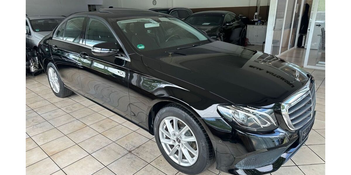Mercedes-Benz E 220 150.000 km 20.900 &euro; Bonn 53119