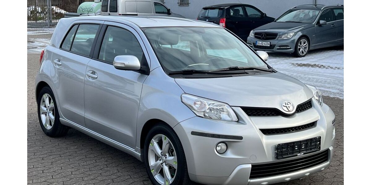 Toyota Urban Cruiser 72.400 km 8.950 &euro; Bornheim 53332