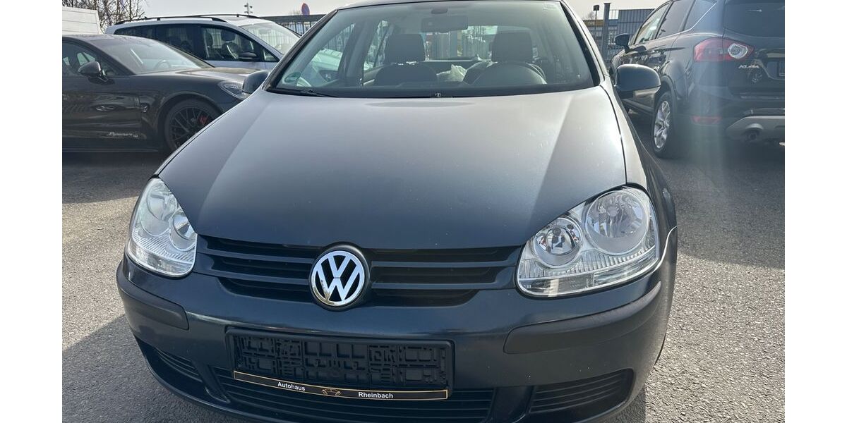VW Golf 121.000 km 5.500 &euro; Rheinbach 53359