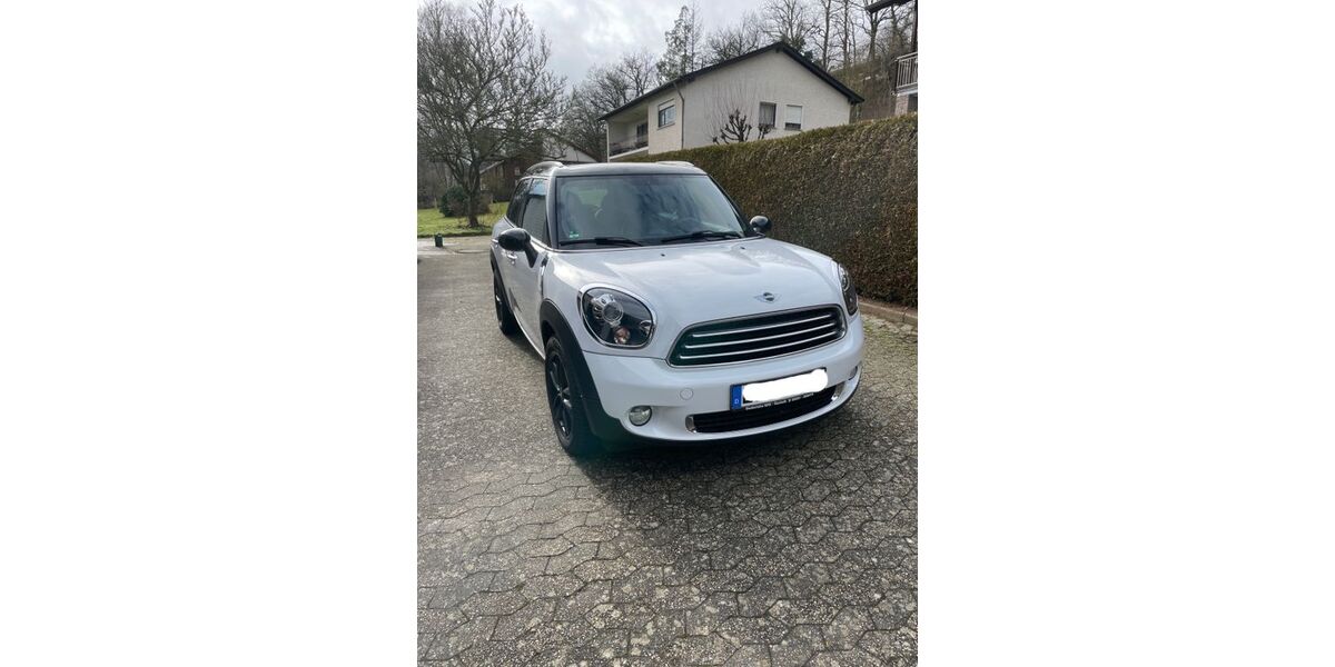 Mini Countryman D (Cooper) 185.015 km 7.999 &euro; Euskirchen 53881
