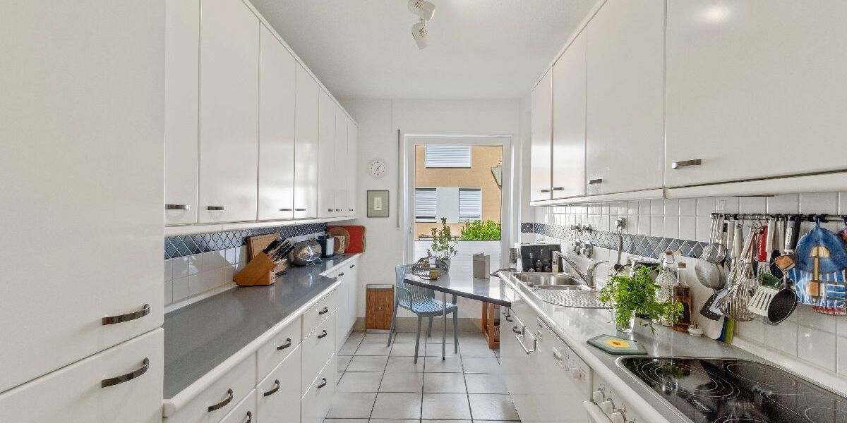 Mit Video: Vermietete Eigentumswohnung mit großzügigem Raumkonzept und traumhafter Sonnenterrasse - Etagenwohnung Bonn Bad Godesberg | Angebot:23246214