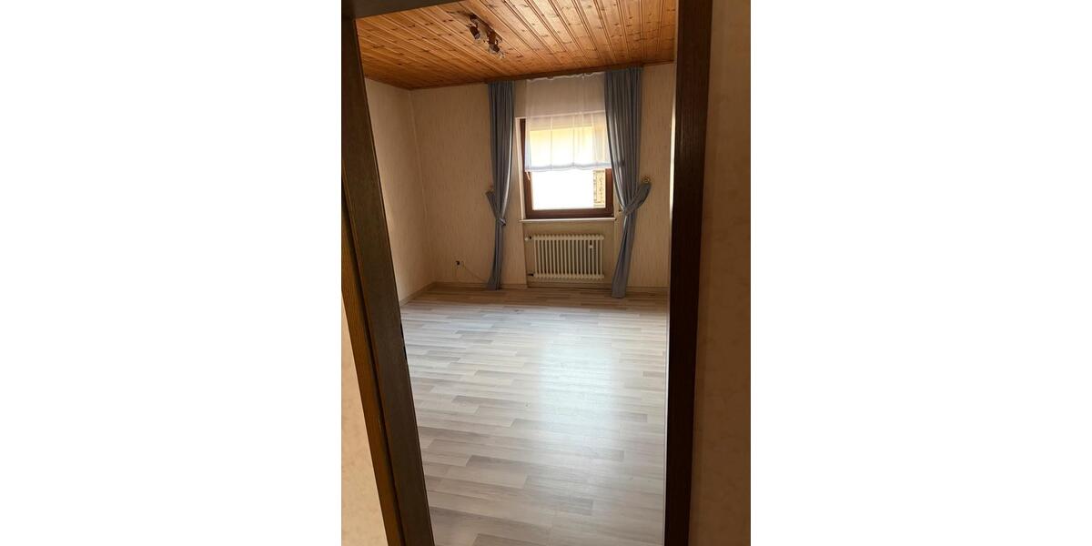 Einfamilienhaus Altenahr - 5 Zimmer, 163 m&sup2;, 299.000&euro; | Angebot:25639653