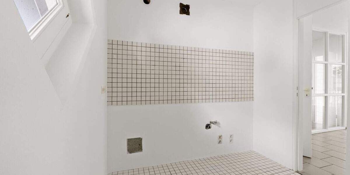 Etagenwohnung Bonn Beuel - 3 Zimmer, 100 m&sup2;, 449.000&euro; | Angebot:25675085