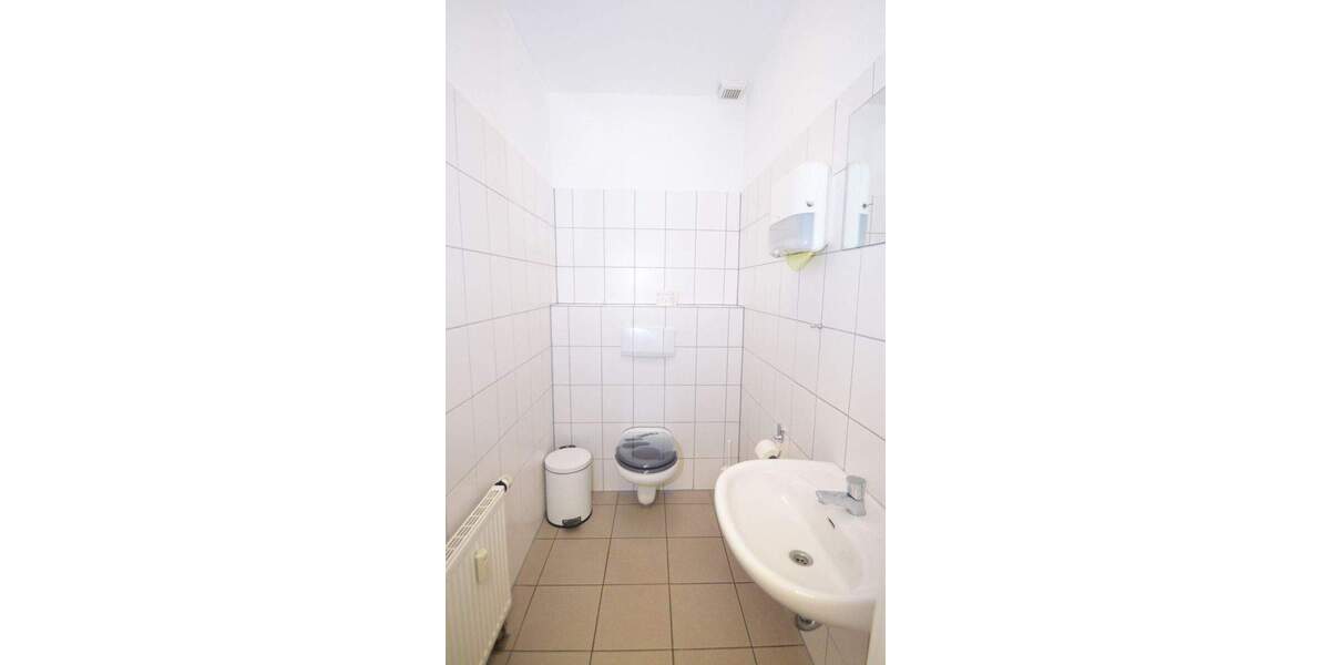 Gewerbeobjekt Bornheim Dersdorf - 3 Zimmer, 93 m&sup2;, 1.000&euro; | Angebot:25709880