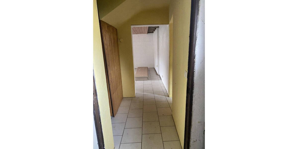 Mehrfamilienhaus, Wohnhaus Blankenheim Blankenheimerdorf - 1 Zimmer, 221 m&sup2;, 139.000&euro; | Angebot:25938506