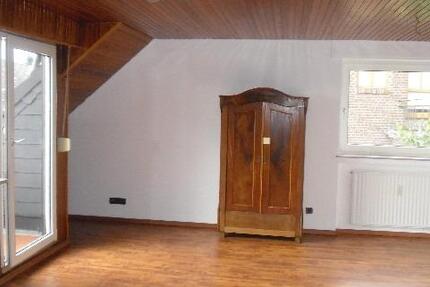 Wohnung Frechen - 3 Zimmer, 90 m&sup2;, 950&euro; | Angebot:25963903