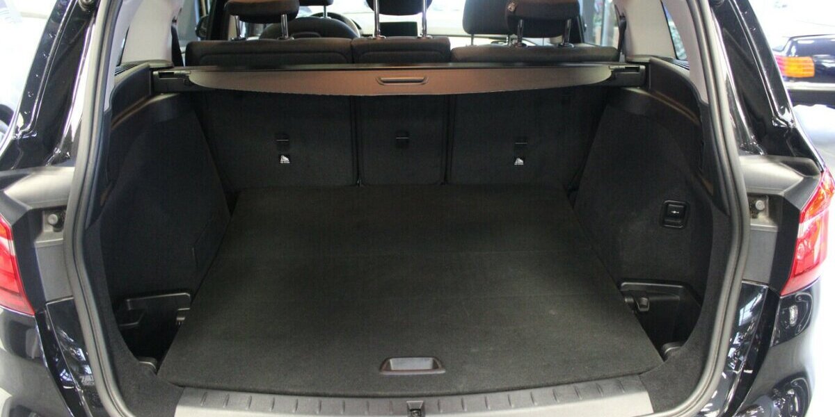 BMW 220 Gran Tourer Aut. Advantage - 1.HAND - 24.650 km 26.980 &euro; Euskirchen 53881