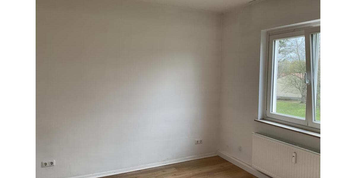 Etagenwohnung Bonn Gronau - 3 Zimmer, 60 m&sup2;, 740&euro; | Angebot:26022888