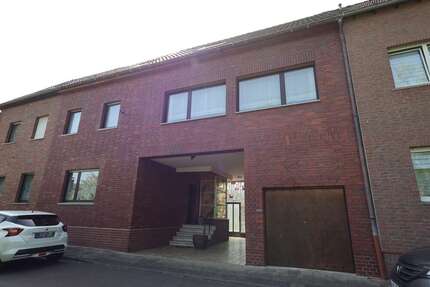 Haus Düren-Niederau Niederau - 6 Zimmer, 144 m&sup2;, 259.000&euro; | Angebot:26705770