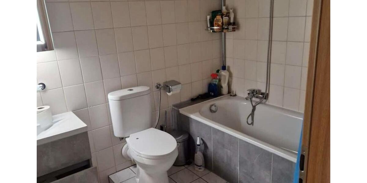 Etagenwohnung Mechernich - 2 Zimmer, 90 m&sup2;, 770&euro; | Angebot:25944875
