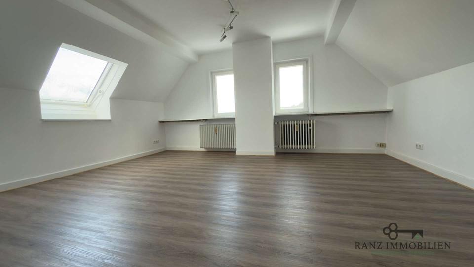 Dachgeschoßwohnung Kall - 2 Zimmer, 50 m&sup2;, 500&euro; | Angebot:26136382