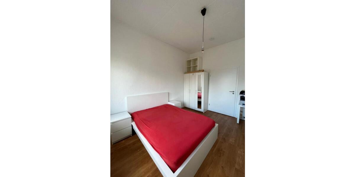 Etagenwohnung Bonn Gronau - 15 Zimmer, 250 m&sup2;, 250&euro; | Angebot:24866613