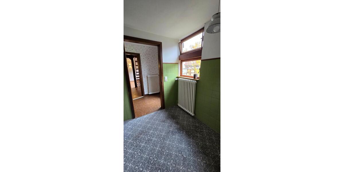 Einfamilienhaus Bad Münstereifel - 4 Zimmer, 130 m&sup2;, 250.000&euro; | Angebot:26007676