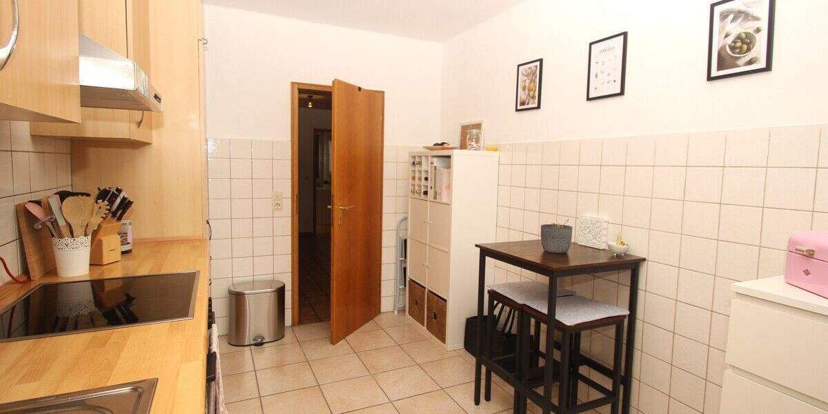 Etagenwohnung Königswinter Ittenbach - 2 Zimmer, 74 m&sup2;, 209.000&euro; | Angebot:25697238