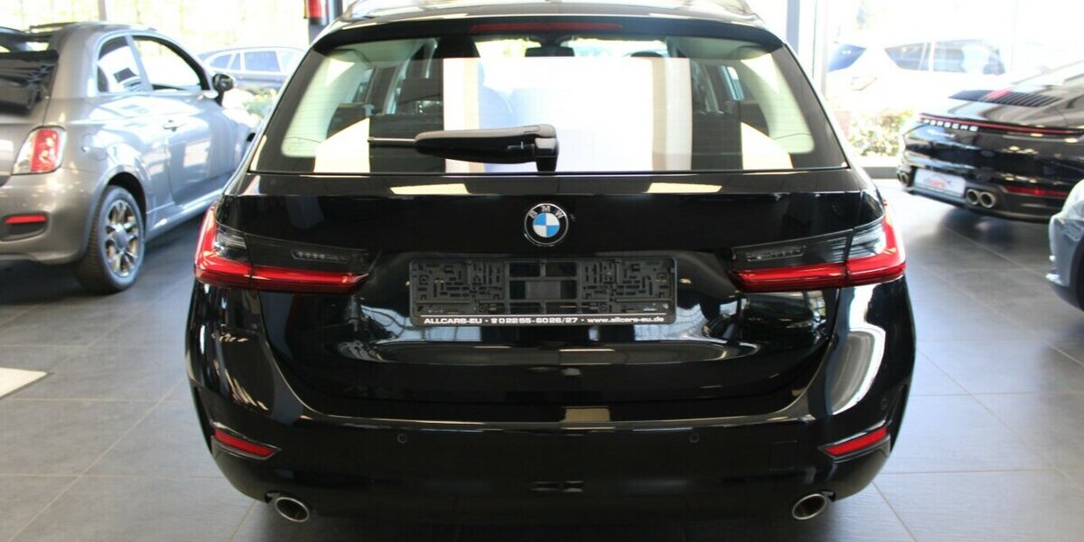 BMW 318 318d Touring Aut. Advantage 97.827 km 22.980 &euro; Euskirchen 53881