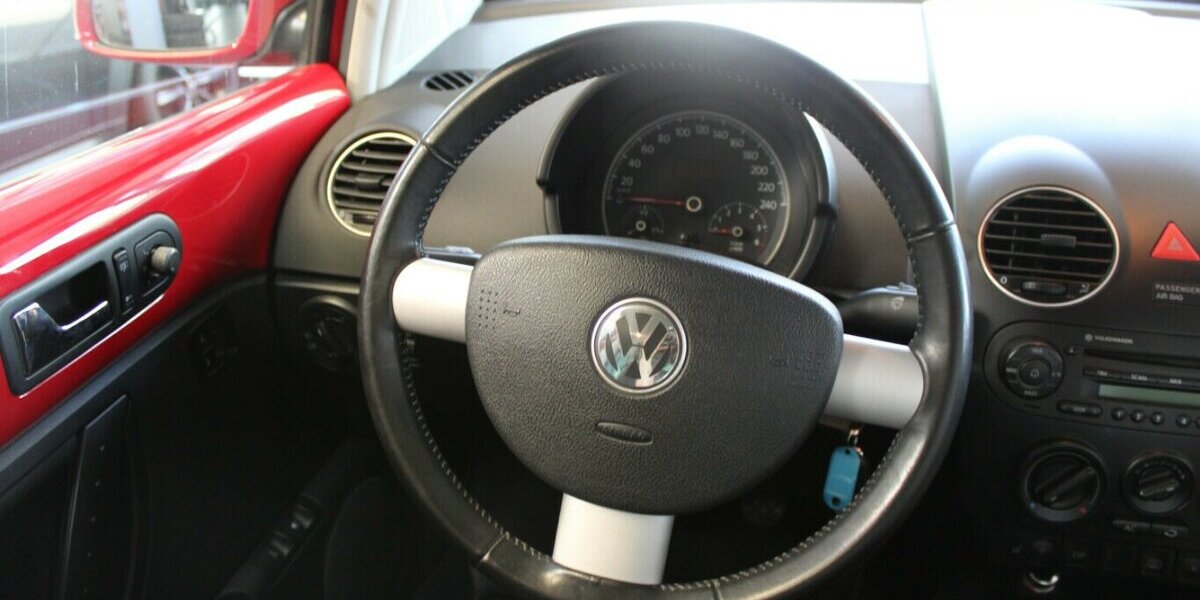 VW New Beetle 1.4 Freestyle 84.264 km 5.980 &euro; Euskirchen 53881