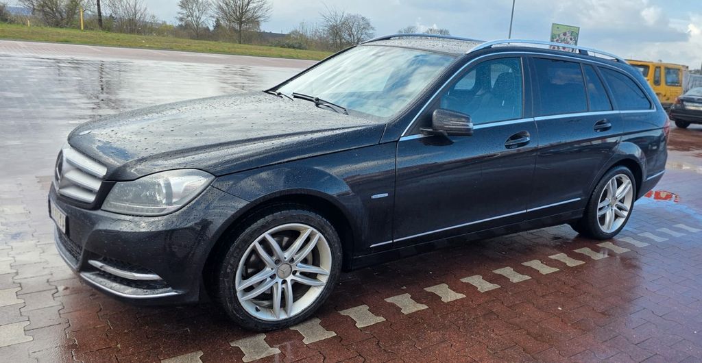 Mercedes-Benz C 200 491.164 km 3.899 &euro; Düren 52353