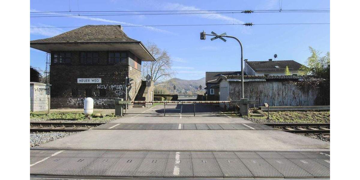 Doppelhaushälfte Bonn Mehlem - 2 Zimmer, 86 m&sup2;, 228.000&euro; | Angebot:25715919