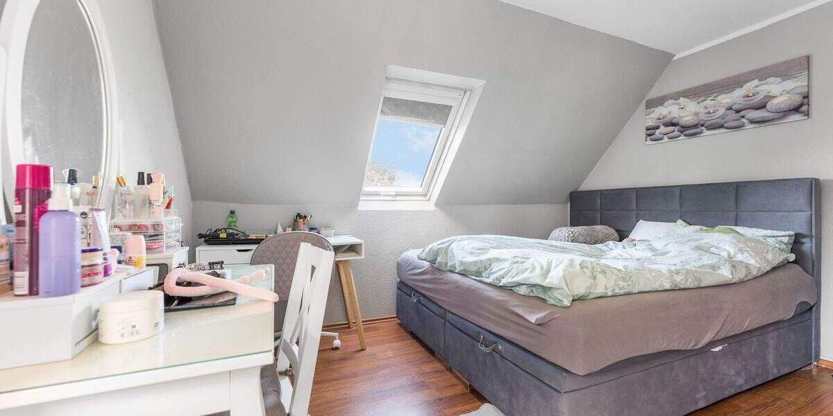 Einfamilienhaus Euskirchen Kuchenheim - 6 Zimmer, 155 m&sup2;, 349.000&euro; | Angebot:25799350