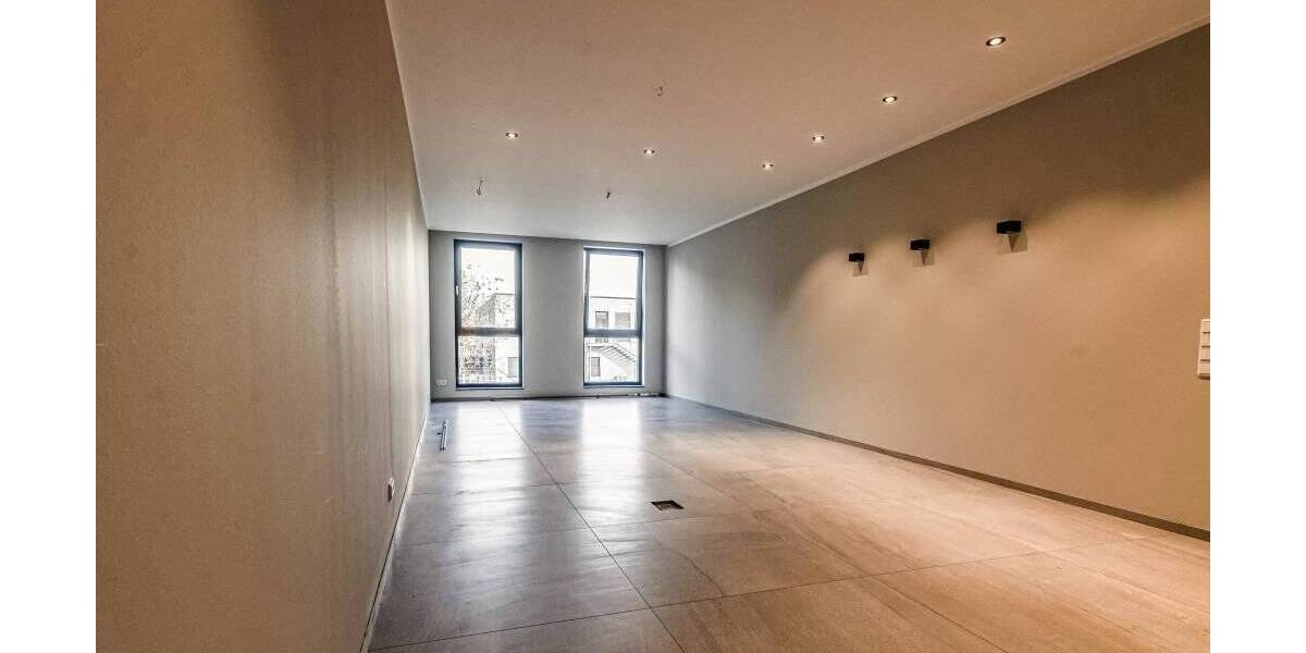 Gewerbeobjekt Hürth Kalscheuren - 4 Zimmer, 226 m&sup2;, 2.938&euro; | Angebot:25749219
