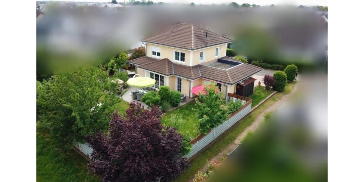 Villa Erftstadt - 735.000&euro; | Angebot:25839887