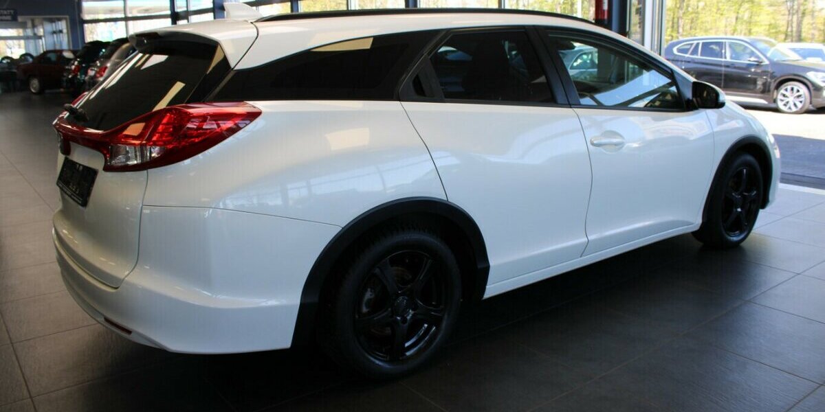 Honda Civic Tourer 1.6 i-DTEC 106.817 km 9.980 &euro; Euskirchen 53881