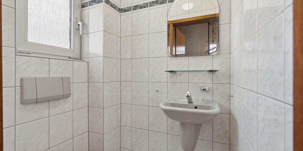 Doppelhaushälfte Wachtberg Villip - 6 Zimmer, 130 m&sup2;, 365.000&euro; | Angebot:25835503