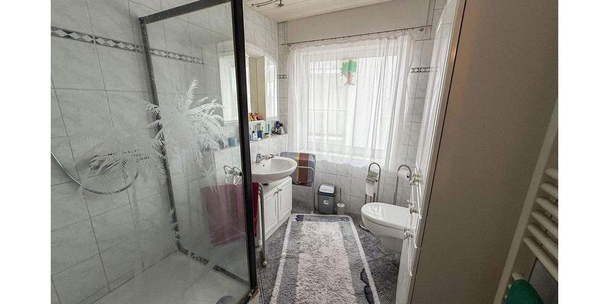 Reihenmittelhaus Bonn Geislar - 5 Zimmer, 132 m&sup2;, 495.000&euro; | Angebot:25691923