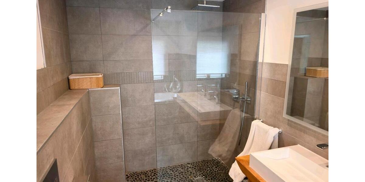 Einfamilienhaus Wachtberg - 9 Zimmer, 318 m&sup2;, 947.000&euro; | Angebot:25518918