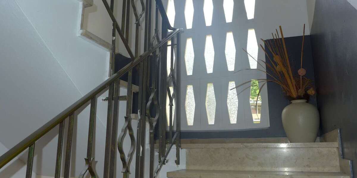 Einfamilienhaus Bonn - Bad Godesberg Bad Godesberg - 10 Zimmer, 225 m&sup2;, 719.000&euro; | Angebot:25333624