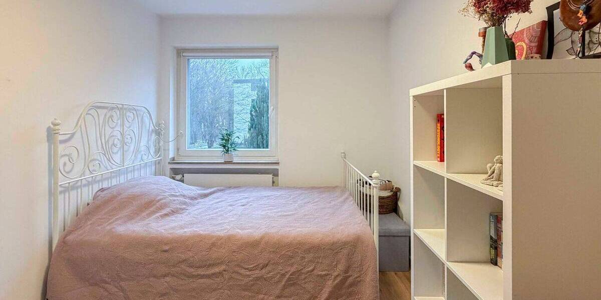 Etagenwohnung Bonn Heiderhof - 3 Zimmer, 84 m&sup2;, 330.000&euro; | Angebot:26731276