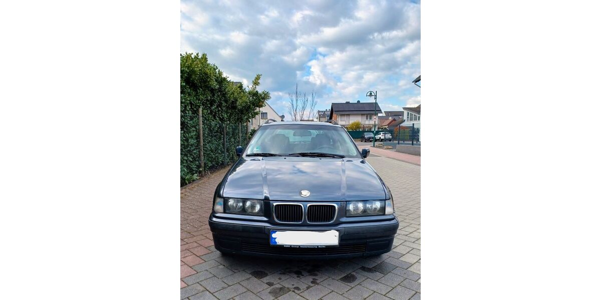 BMW 318 280.000 km 1.000 &euro; Niederkassel 53859