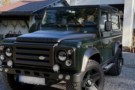 Land Rover Defender 56.000 km 53.900 &euro; Euskirchen 53879