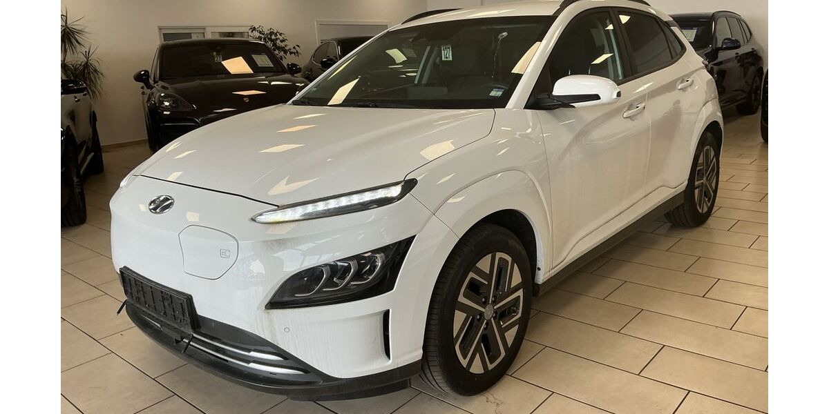 Hyundai KONA 23.459 km 19.300 &euro; Bonn 53227