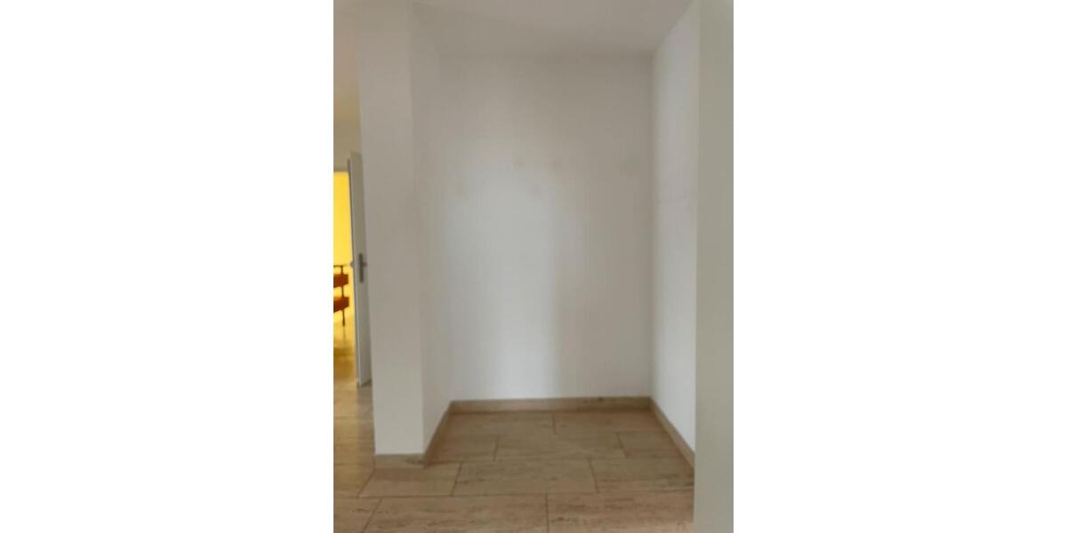 Etagenwohnung Königswinter - 3 Zimmer, 78 m&sup2;, 700&euro; | Angebot:25416062