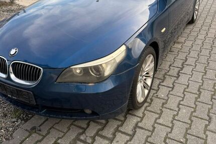 BMW 523 267.000 km 1.999 &euro; Bonn 53123