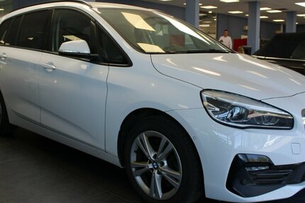 BMW 218 218d Gran Tourer Aut. Sport Line - Navi - LED 69.998 km 22.980 &euro; Euskirchen 53881