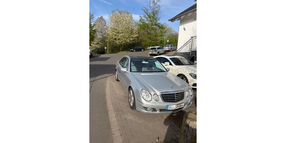 Mercedes-Benz E 320 85.500 km 14.900 &euro; Wachtberg 53343