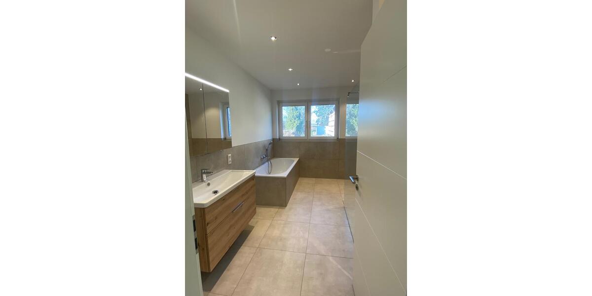 Erdgeschoßwohnung Swisttal - 2 Zimmer, 127 m&sup2;, 1.650&euro; | Angebot:25393035