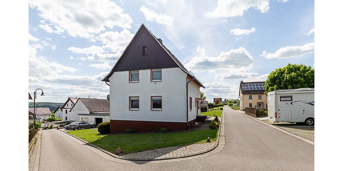 Einfamilienhaus Wershofen Laufenbacherhof - 6 Zimmer, 132 m&sup2;, 195.000&euro; | Angebot:25694317