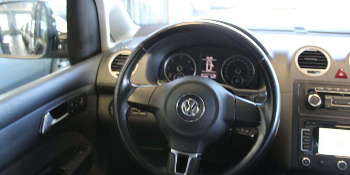 VW Caddy Cross 2.0 TDI Bett Tramper 122.019 km 15.980 &euro; Euskirchen 53881