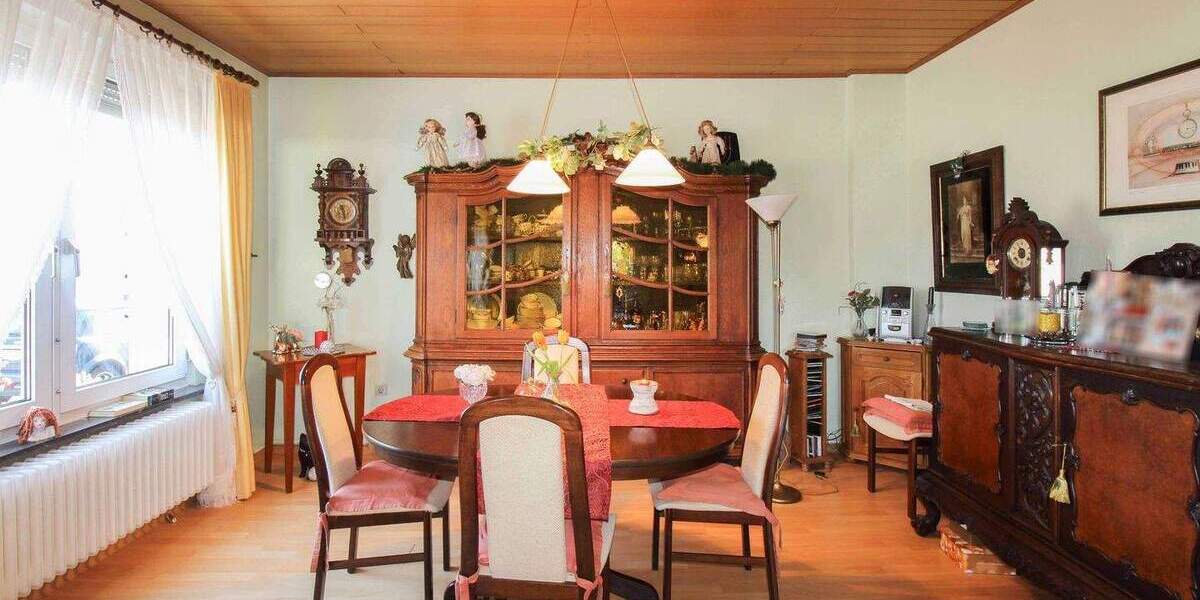 Doppelhaushälfte Bonn Mehlem - 2 Zimmer, 86 m&sup2;, 228.000&euro; | Angebot:25715919