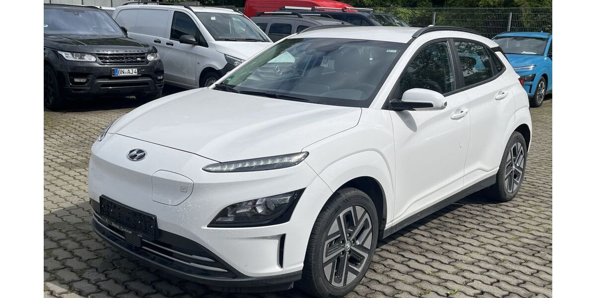 Hyundai KONA 28.568 km 17.340 &euro; Bonn 53227