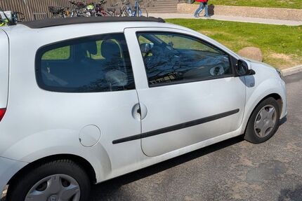 Renault Twingo 69.700 km 3.400 &euro; Bonn 53111