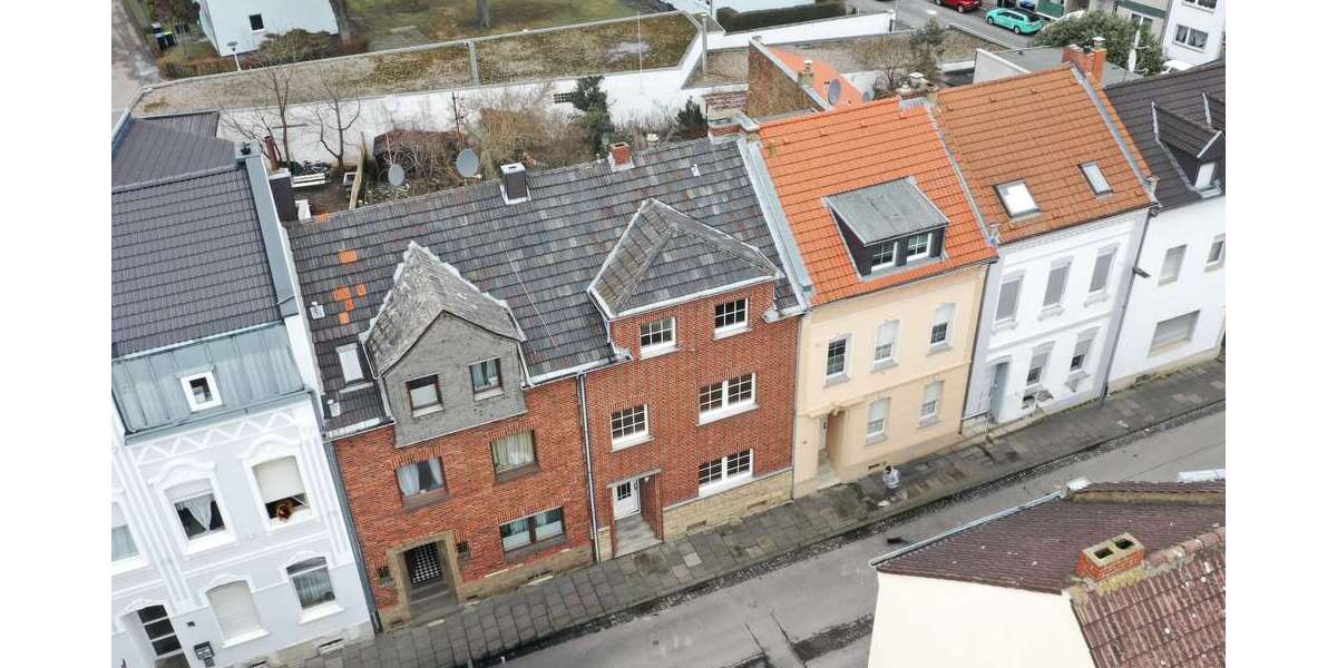 Einfamilienhaus Euskirchen - 7.5 Zimmer, 175 m&sup2;, 299.500&euro; | Angebot:25957086